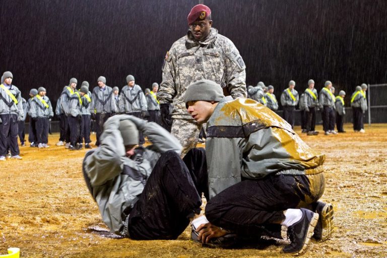 45 Beautiful Photos Of The U.S. Military From The Last Year